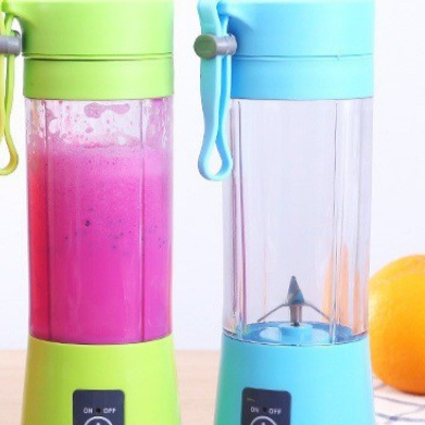 Portable USB Rechargeable Fruit Juicer Blender